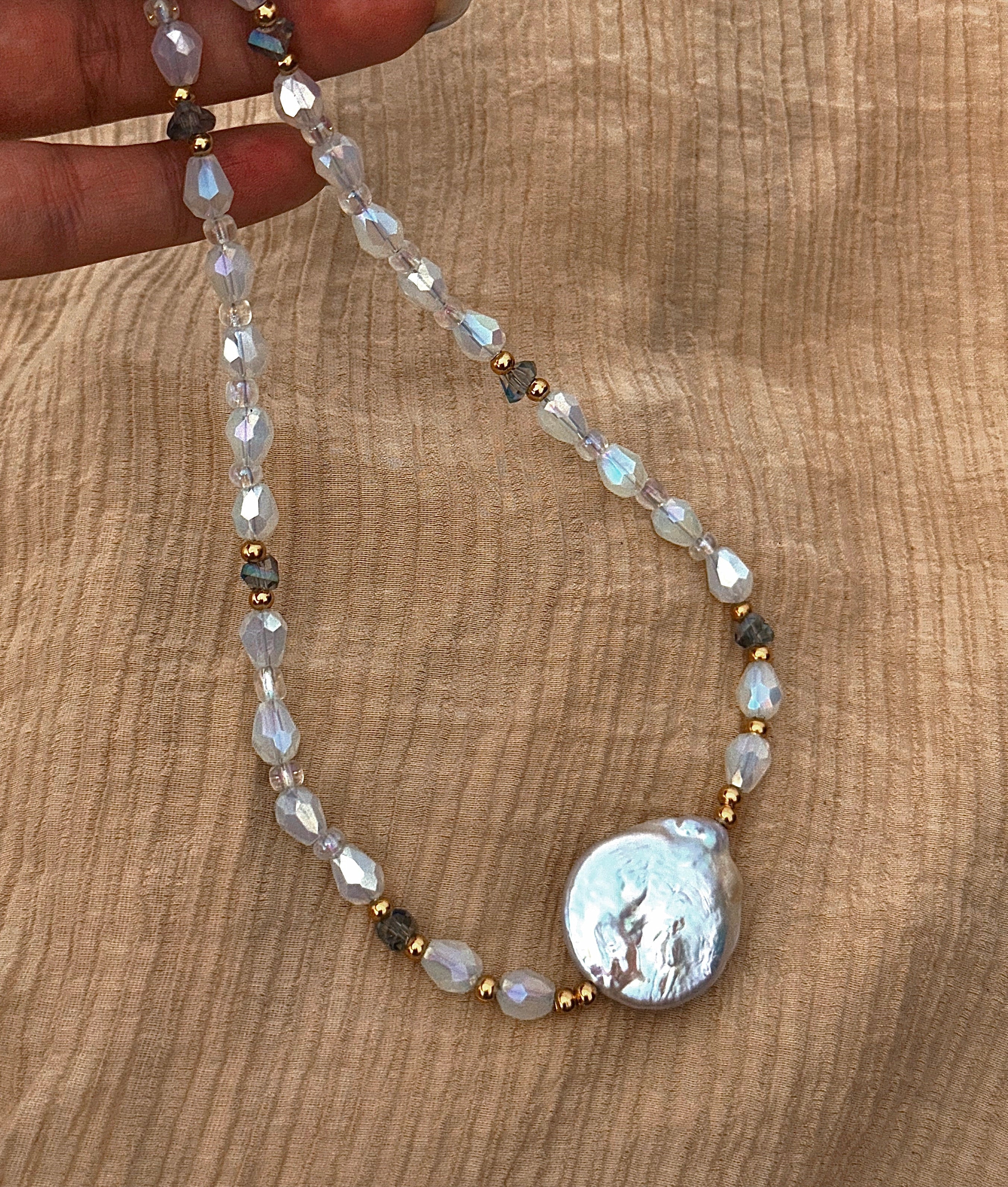 Collar Opalite Cristales Iridiscentes | Joyería Handmade