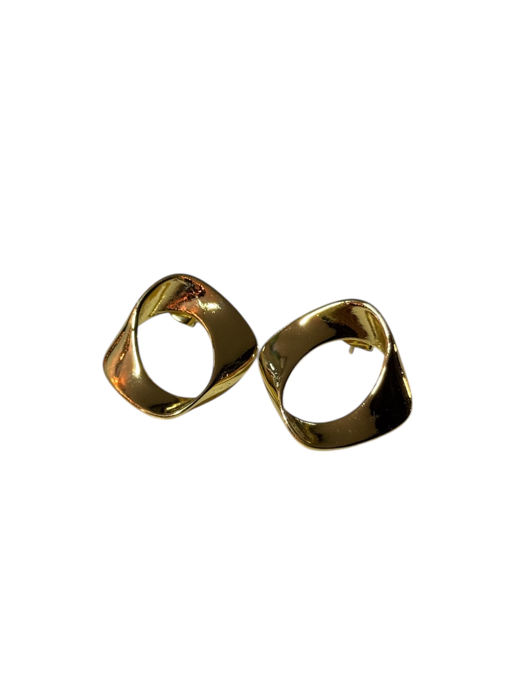 Aretes Magdalena/Oro laminado